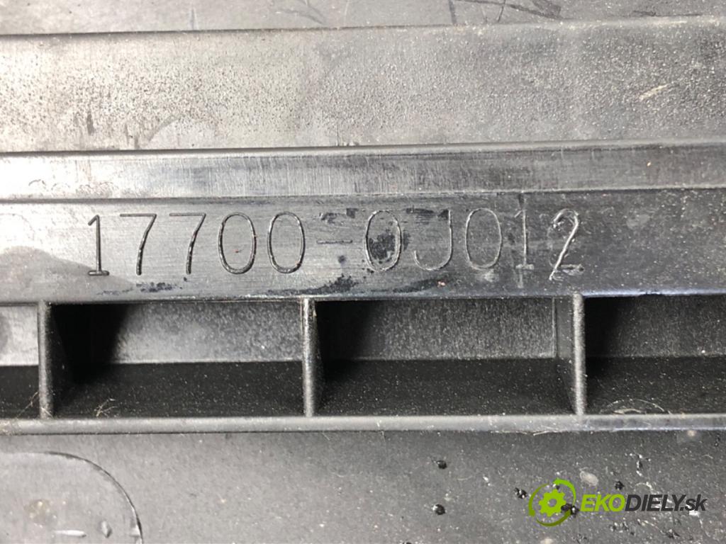 TOYOTA YARIS (_P9_) 2005 - 2014    1.3 VVT-i (SCP90_) 64 kW [87 KM] benzyna 2005 - 2010  Obal filtra vzduchu 17700-0J012 (Obaly filtrov vzduchu)