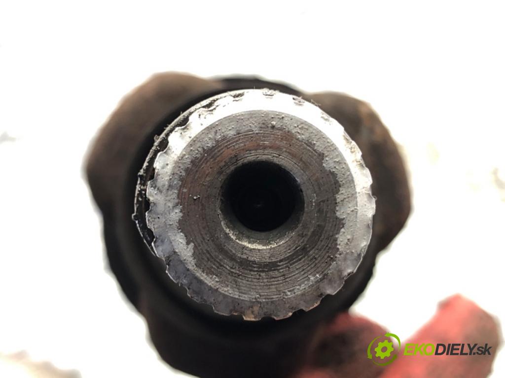 TOYOTA YARIS (_P9_) 2005 - 2014    1.3 VVT-i (SCP90_) 64 kW [87 KM] benzyna 2005 - 2010  Poloos pravy predný