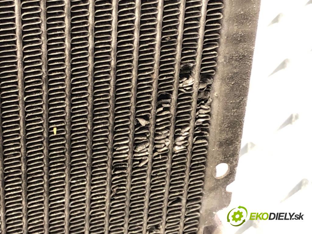 TOYOTA YARIS (_P9_) 2005 - 2014    1.3 VVT-i (SCP90_) 64 kW [87 KM] benzyna 2005 - 2010  Chladič vody  (Chladiče vody)