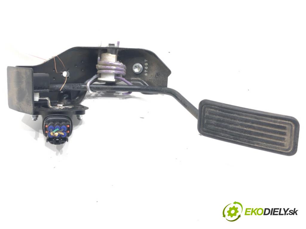 TOYOTA COROLLA Verso (ZER_, ZZE12_, R1_) 2004 - 2009    1.8 (ZNR11_) 95 kW [129 KM] benzyna 2004 - 2009  Potenciometer plynu  (Pedále)