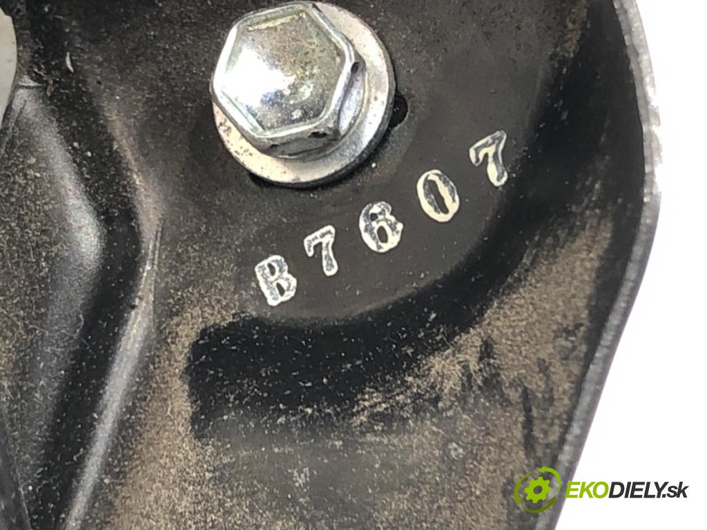 TOYOTA COROLLA Verso (ZER_, ZZE12_, R1_) 2004 - 2009    1.8 (ZNR11_) 95 kW [129 KM] benzyna 2004 - 2009  Potenciometer plynu  (Pedále)