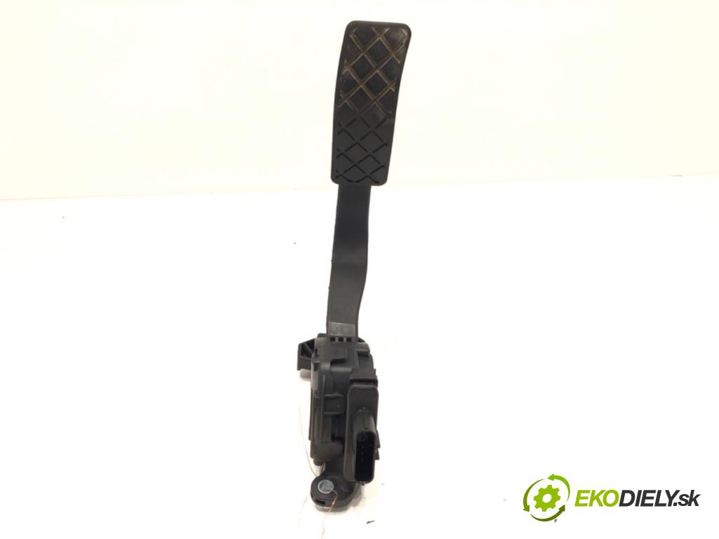 AUDI A6 C6 Avant (4F5) 2004 - 2011    2.0 TDI 100 kW [136 KM] olej napędowy 2005 - 2011  Potenciometer plynu 8K1721523 (Pedále)