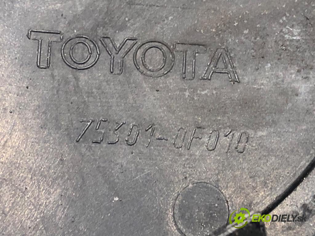 TOYOTA COROLLA Verso (ZER_, ZZE12_, R1_) 2004 - 2009    1.8 (ZNR11_) 95 kW [129 KM] benzyna 2004 - 2009  znak LOGO: značky přední část 75301-0F010