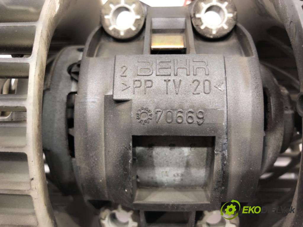 BMW 3 (E46) 1997 - 2005    320 d 100 kW [136 KM] olej napędowy 1998 - 2001  ventilátor kúrenia 70669