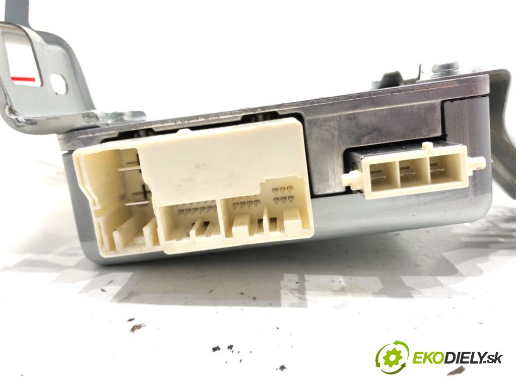 TOYOTA AURIS (_E15_) 2006 - 2012    1.4 D-4D (NDE150_) 66 kW [90 KM] olej napędowy 2007 - 2012  Modul servočerpadlo 89650-02390 (Ostatné)