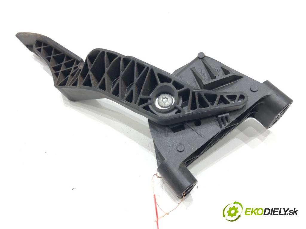 OPEL ZAFIRA B Nadwozie pełne/minivan (A05) 2005 - 2015    1.8 VAN (M75) 103 kW [140 KM] benzyna 2005 - 2015  Potenciometer plynu 9202342BU (Pedále)