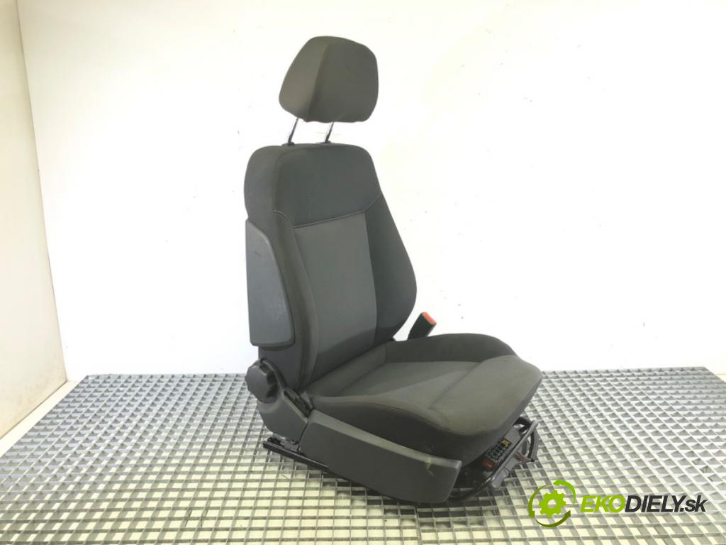 OPEL ZAFIRA B Nadwozie pełne/minivan (A05) 2005 - 2015    1.8 VAN (M75) 103 kW [140 KM] benzyna 2005 - 2015  sedadlo pravý přední část