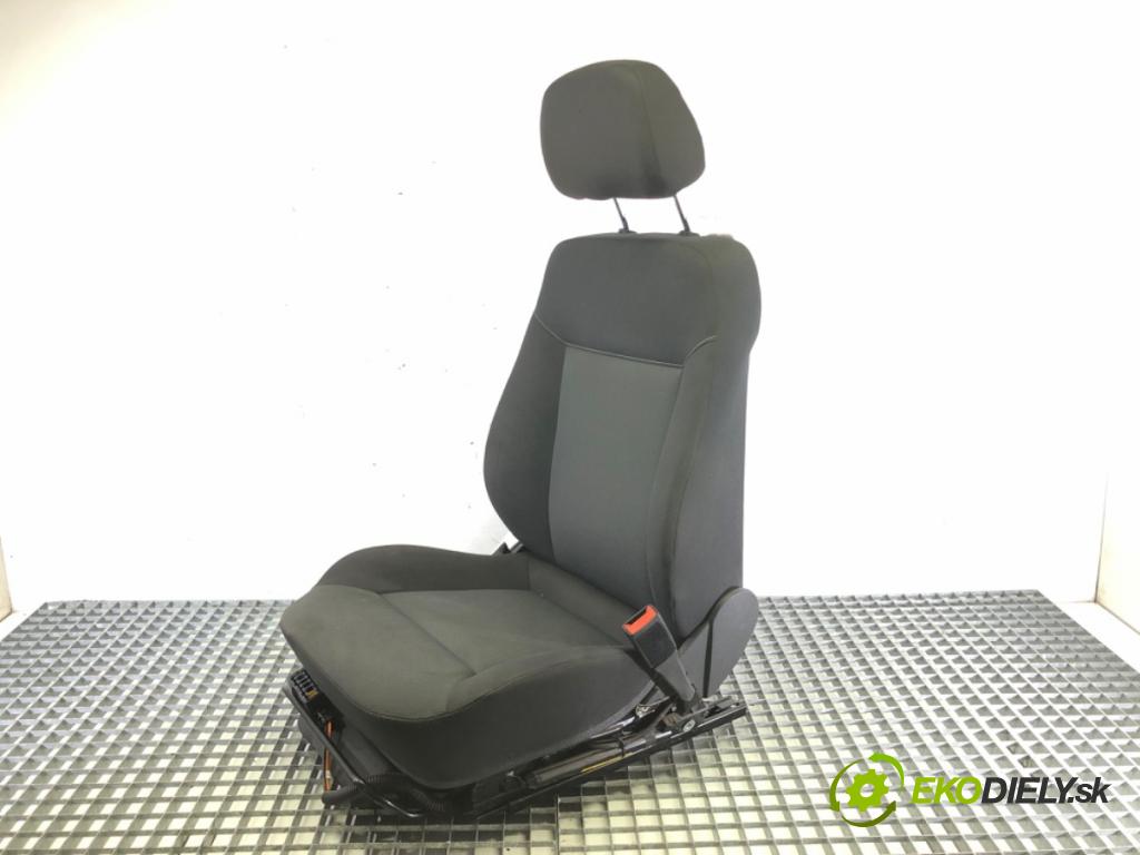 OPEL ZAFIRA B Nadwozie pełne/minivan (A05) 2005 - 2015    1.8 VAN (M75) 103 kW [140 KM] benzyna 2005 - 2015  sedadlo pravý přední část