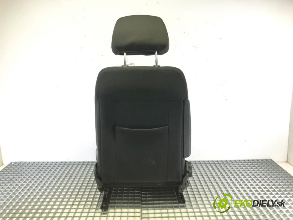 OPEL ZAFIRA B Nadwozie pełne/minivan (A05) 2005 - 2015    1.8 VAN (M75) 103 kW [140 KM] benzyna 2005 - 2015  sedadlo pravý přední část