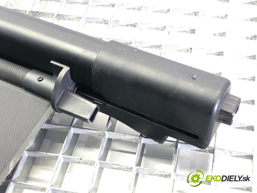 FORD MONDEO IV (BA7) 2007 - 2015    2.5 162 kW [220 KM] benzyna 2007 - 2015  Roleta  (Rolety kufra)