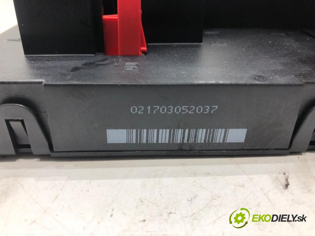 AUDI A3 (8P1) 2003 - 2013    2.0 TDI 103 kW [140 KM] olej napędowy 2005 - 2008  Modul BORDNETZ 8P0907279F (Ostatné)