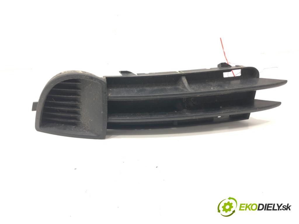 AUDI A3 (8P1) 2003 - 2013    2.0 TDI 103 kW [140 KM] olej napędowy 2005 - 2008  mří nárazníka přední část levá strana 8P4807681A