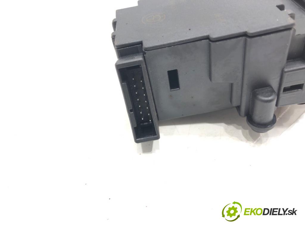 BMW 5 Touring (E61) 2004 - 2010    520 d 120 kW [163 KM] olej napędowy 2005 - 2010  spinačka 6954722 (Spínacie skrinky a kľúče)