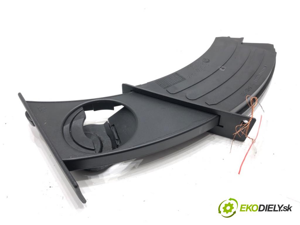 BMW 5 Touring (E61) 2004 - 2010    520 d 120 kW [163 KM] olej napędowy 2005 - 2010  Držiak na nápoje 7034132 (Úchyty, držiaky na nápoje)