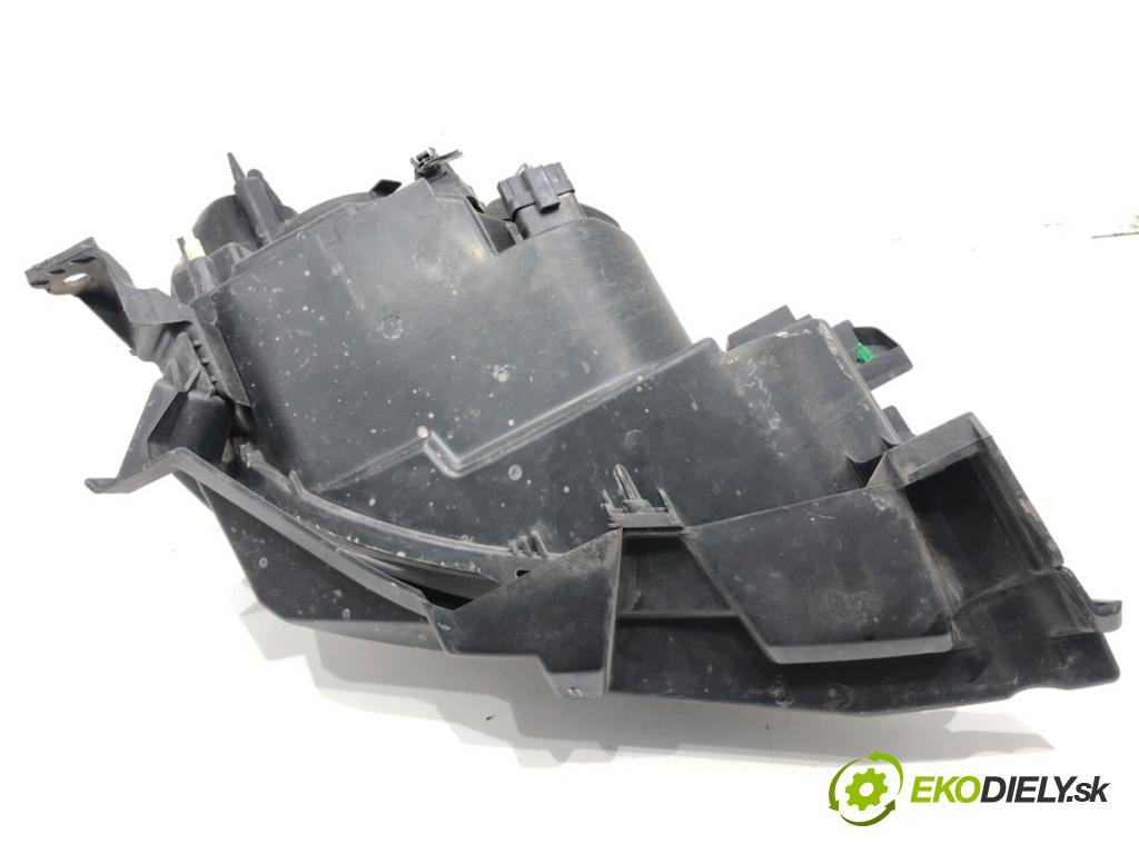 RENAULT CLIO III (BR0/1, CR0/1) 2005 - 2014    1.2 16V (BR02, BR0J, BR11, CR02, CR0J, CR11) 55 kW [75 KM] benzyna 2005 - 2014  Svetlomet ľavy predný 8200459824