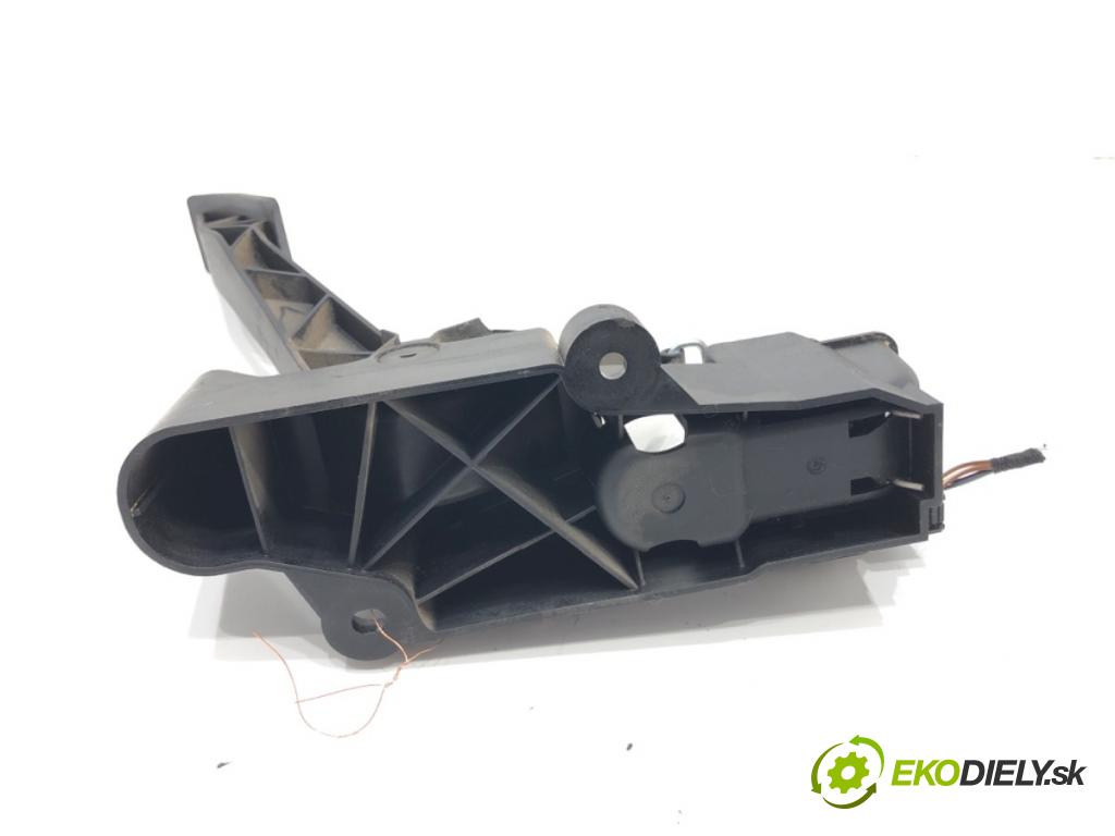 MERCEDES-BENZ KLASA B Sports Tourer (W245) 2005 - 2011    B 180 CDI (245.207) 80 kW [109 KM] olej napędowy 2005 - 2011  Potenciometer plynu A1693001004 (Pedále)