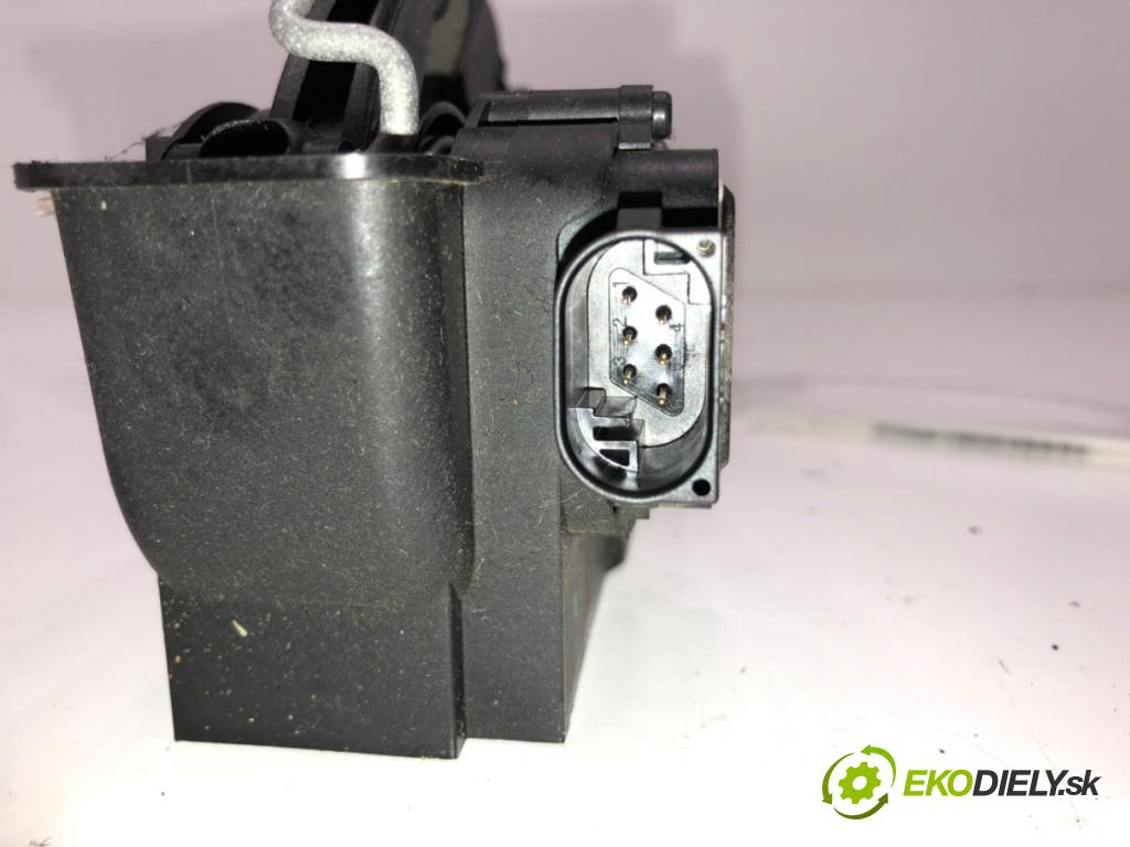 MERCEDES-BENZ KLASA B Sports Tourer (W245) 2005 - 2011    B 180 CDI (245.207) 80 kW [109 KM] olej napędowy 2005 - 2011  Potenciometer plynu A1693001004 (Pedále)