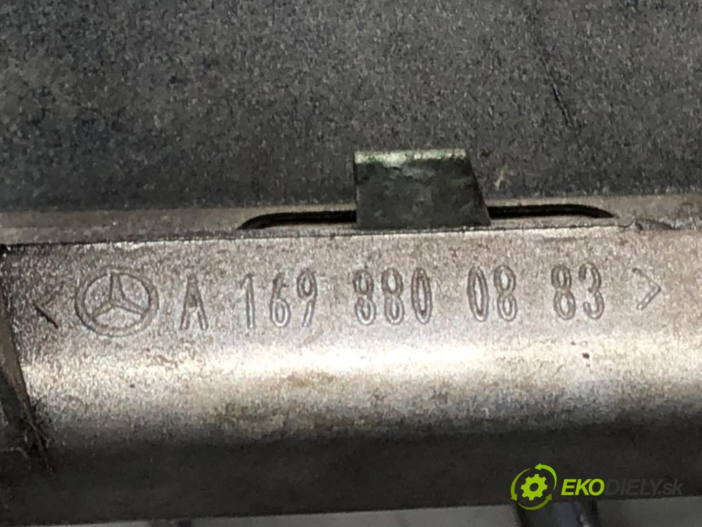 MERCEDES-BENZ KLASA B Sports Tourer (W245) 2005 - 2011    B 180 CDI (245.207) 80 kW [109 KM] olej napędowy 2005 - 2011  mřížka maska A1698800883 (Mřížky (masky) chladičů)