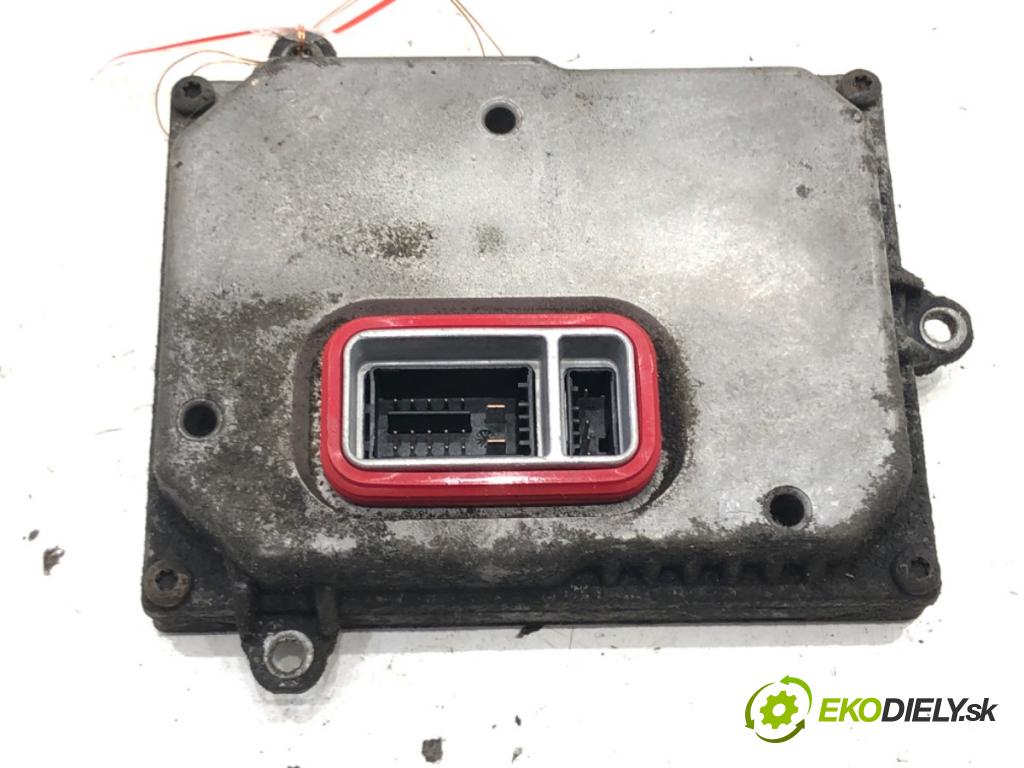 AUDI A4 B7 Avant (8ED) 2004 - 2008    2.0 TDI 103 kW [140 KM] olej napędowy 2004 - 2008  Menič XENON 1307329115 (Riadiace jednotky xenónu)