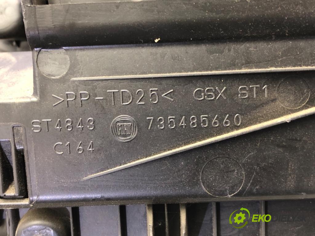 FIAT PUNTO EVO (199_) 2008 - 2022    1.4 (199AXB1A) 57 kW [77 KM] benzyna 2009 - 2012  Priehradka, kastlík spolujazdca 735485660 (Priehradky, kastlíky)