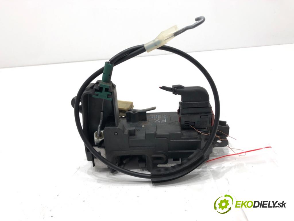 OPEL ASTRA H (A04) 2004 - 2014    1.6 (L48) 77 kW [105 KM] benzyna 2004 - 2010  zámok dveře pravý přední část 13128112
