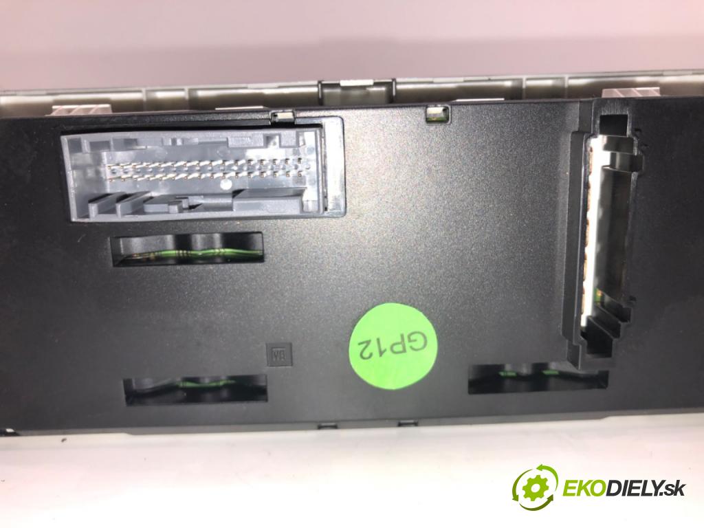 OPEL ASTRA H (A04) 2004 - 2014    1.6 (L48) 77 kW [105 KM] benzyna 2004 - 2010  Panel ovládania kúrenia 13122974 (Prepínače, spínače, tlačidlá a ovládače kúrenia)