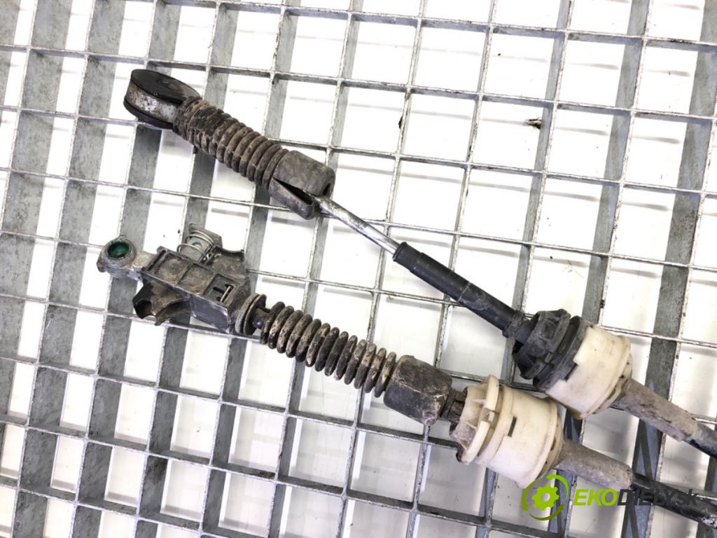 OPEL CORSA D (S07) 2006 - 2014    1.3 CDTI (L08, L68) 66 kW [90 KM] olej napędowy 2006 - 2011  Kulisa 55347447 (Rýchlostné páky / kulisy)