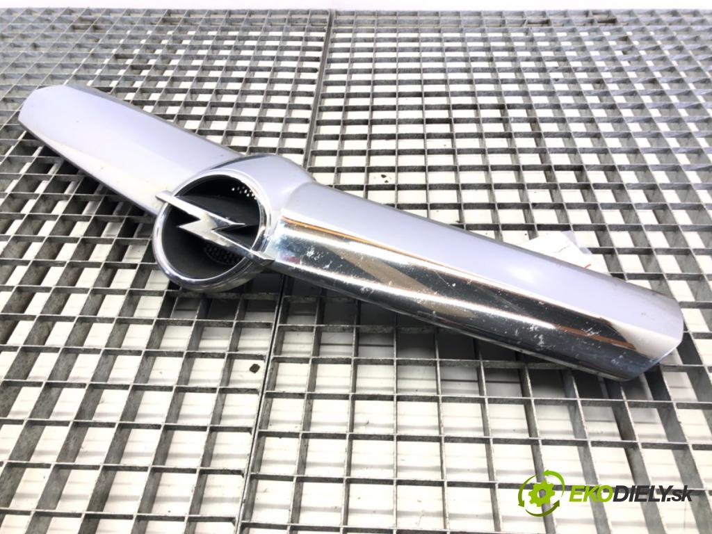 OPEL CORSA D (S07) 2006 - 2014    1.3 CDTI (L08, L68) 66 kW [90 KM] olej napędowy 2006 - 2011  mřížka maska 13223226 (Mřížky (masky) chladičů)