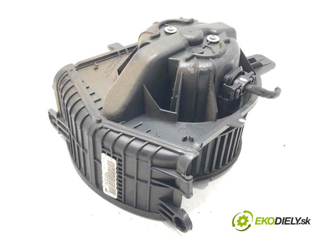 RENAULT SCÉNIC II (JM0/1_) 2003 - 2010    1.9 dCi (JM14) 96 kW [131 KM] olej napędowy 2005 - 2008  ventilátor kúrenia