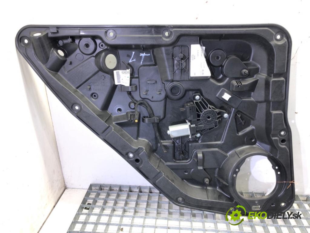 MERCEDES-BENZ KLASA B Sports Tourer (W246, W242) 2011 - 2018    B 180 (246.242) 90 kW [122 KM] benzyna 2011 - 2018  mechanismus okna levý zadní část 