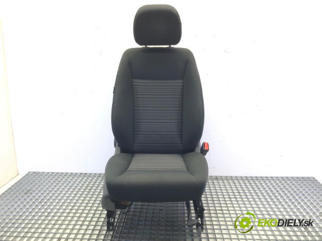 MERCEDES-BENZ KLASA B Sports Tourer (W246, W242) 2011 - 2018    B 180 (246.242) 90 kW [122 KM] benzyna 2011 - 2018  Sedadlo pravy predný 