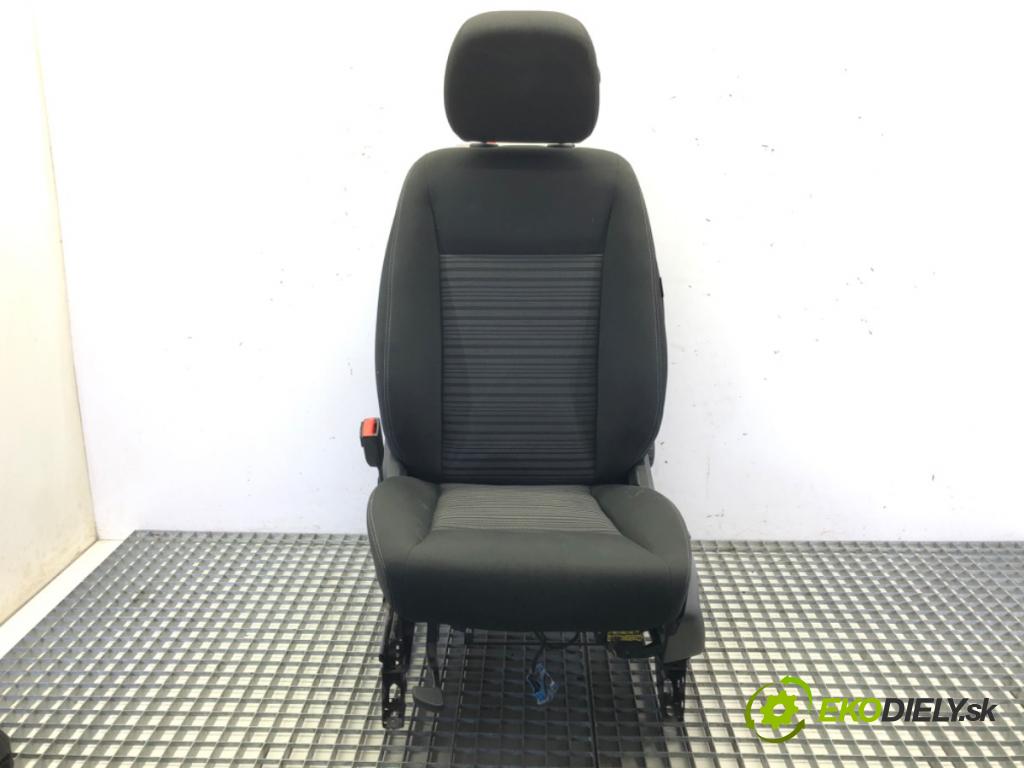 MERCEDES-BENZ KLASA B Sports Tourer (W246, W242) 2011 - 2018    B 180 (246.242) 90 kW [122 KM] benzyna 2011 - 2018  Sedadlo ľavy predný 