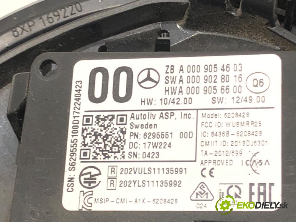 MERCEDES-BENZ W246 liftback 2012 90 kW B 180 (246.242) 1595 znak přední část RADAR: A0009054603