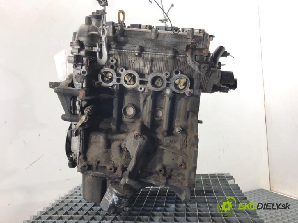 TOYOTA YARIS (_P1_) 1999 - 2005    1.3 (SCP12_, SCP13_) 64 kW [87 KM] benzyna 2002 - 2005  motor 2SZ-FE (Motory (kompletní))