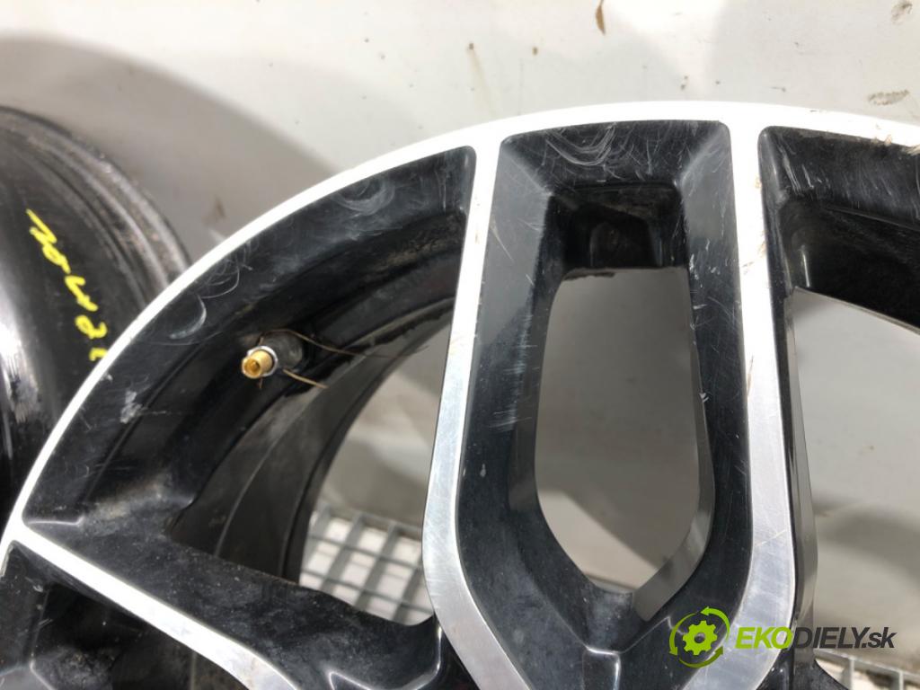 VW ---    ---  disky hliníkové 17 7J 5X112 ET37 stred centr. 66.6 KBA 50162