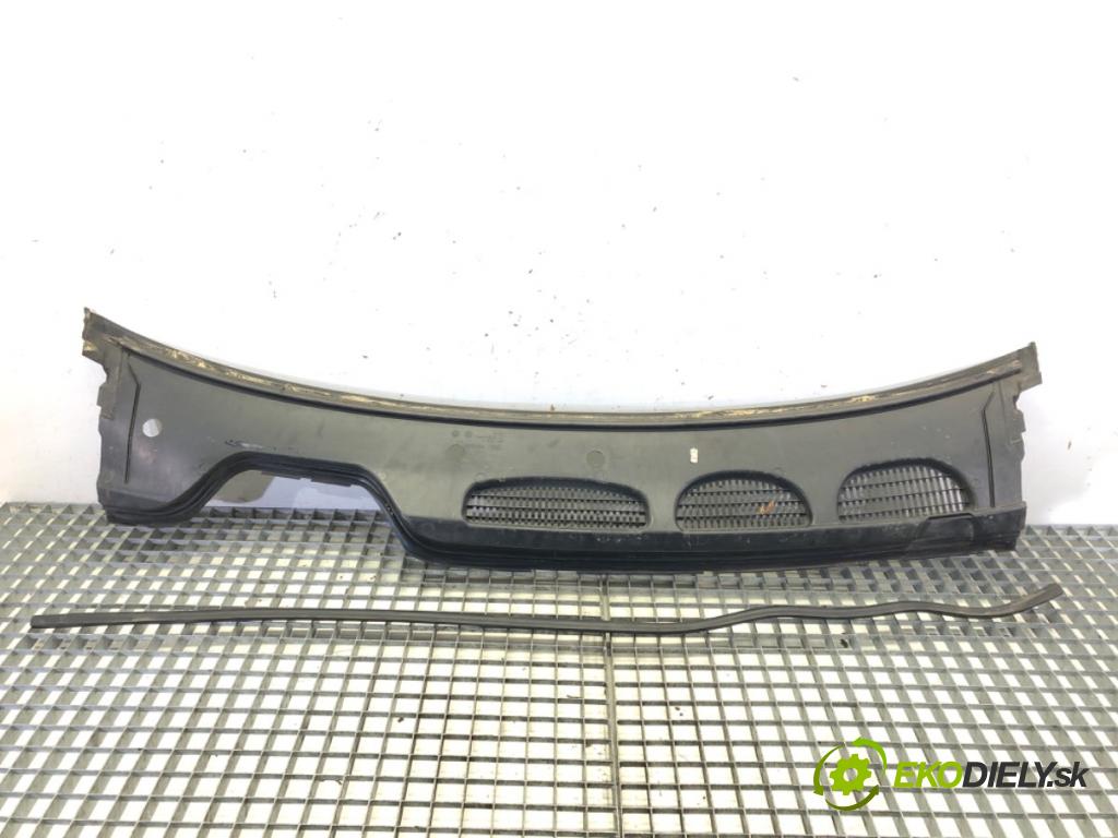 FORD FOCUS C-MAX (DM2) 2003 - 2007    1.8 88 kW [120 KM] benzyna 2003 - 2007  Torpédo, plast pod čelné okno  (Torpéda)