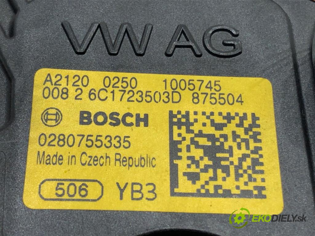 SKODA FABIA III Kombi (NJ5) 2014 - 2022    1.0 TSI 70 kW [95 KM] benzyna 2014 - 2022  Potenciometer plynu 6C1723503D (Pedále)