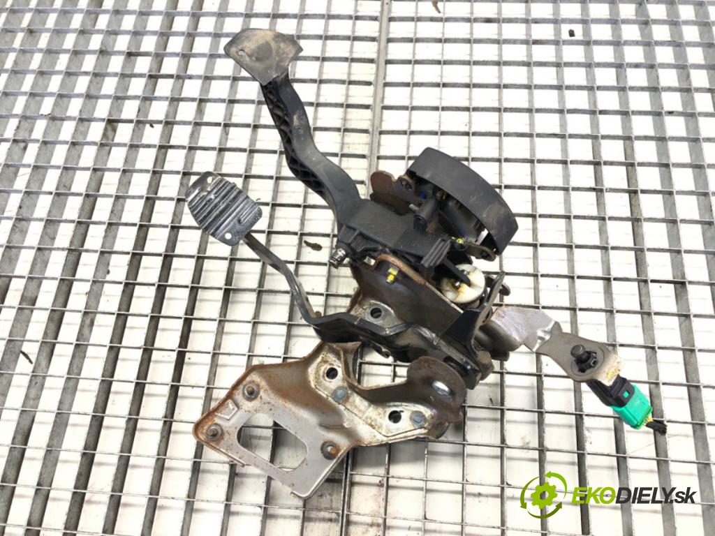 CITROEN C4 GRAND PICASSO I (UA_) 2006 - 2013    1.6 HDi 80 kW [109 KM] olej napędowy 2006 - 2011  PEDÁL:  (Pedále)