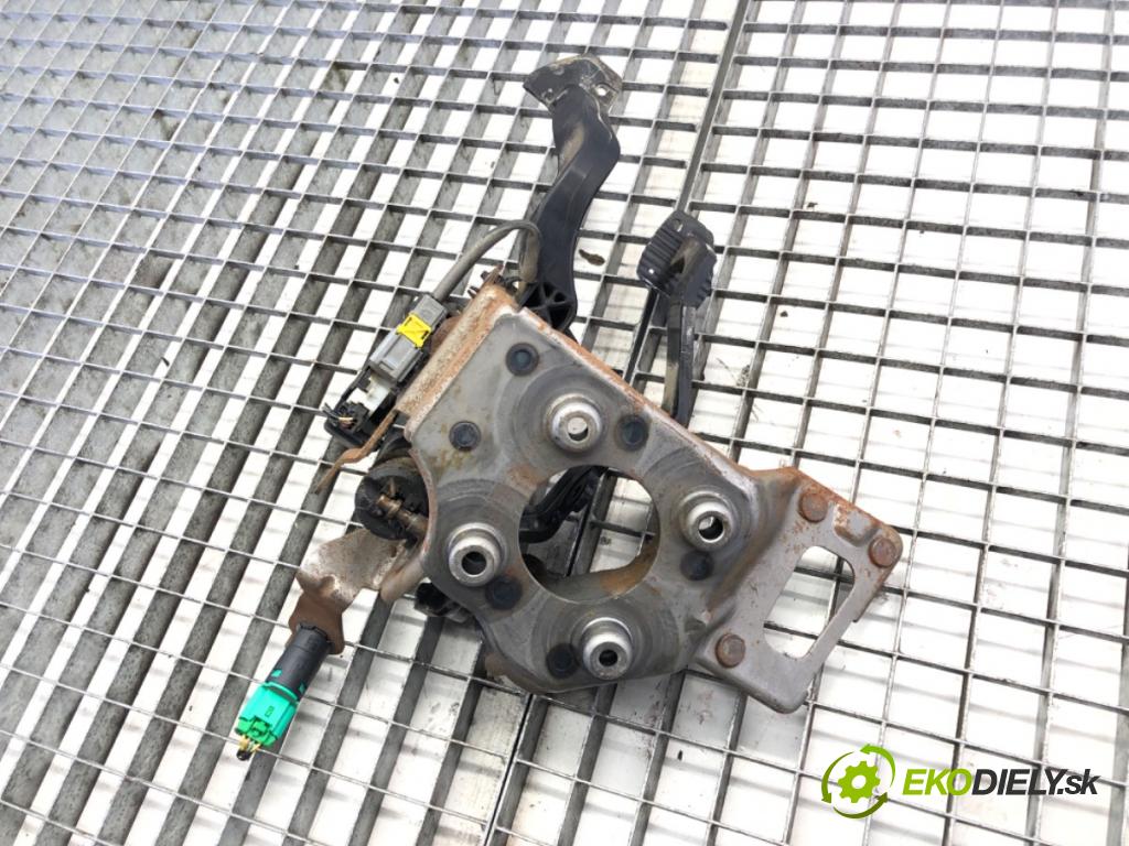 CITROEN C4 GRAND PICASSO I (UA_) 2006 - 2013    1.6 HDi 80 kW [109 KM] olej napędowy 2006 - 2011  PEDÁL:  (Pedále)