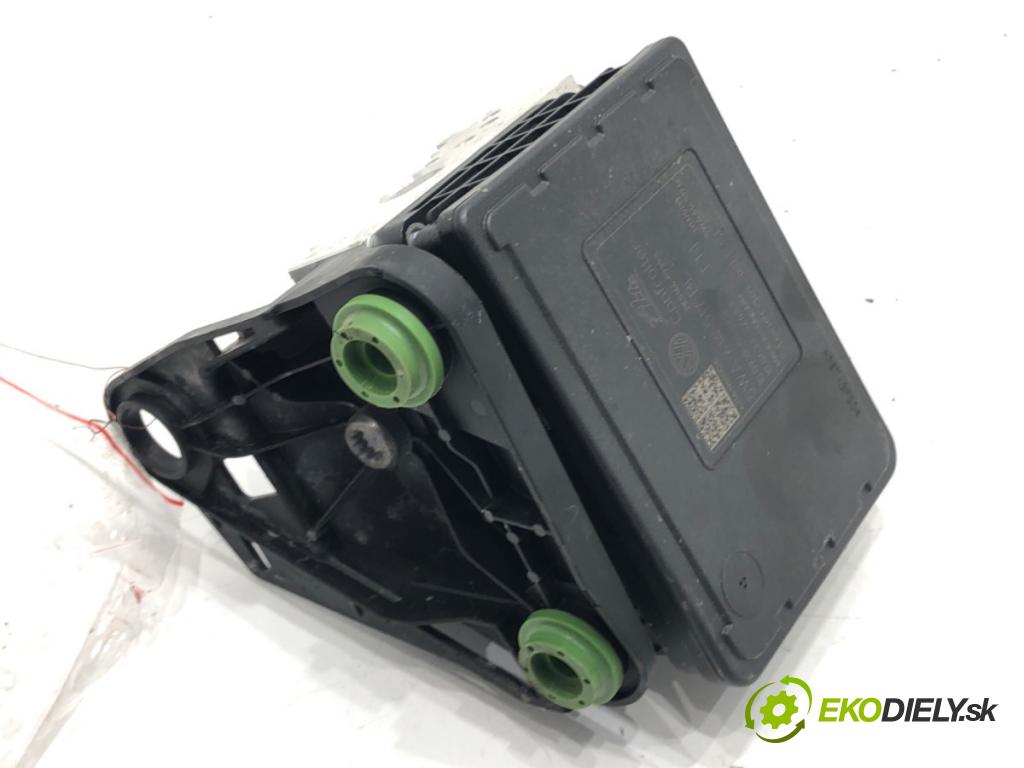 SKODA OCTAVIA IV (NX3, NN3) 2020 - 2022    1.5 TSI 110 kW [150 KM] benzyna 2020 - 2022  Pumpa ABS 5WA614517BL (Pumpy ABS)