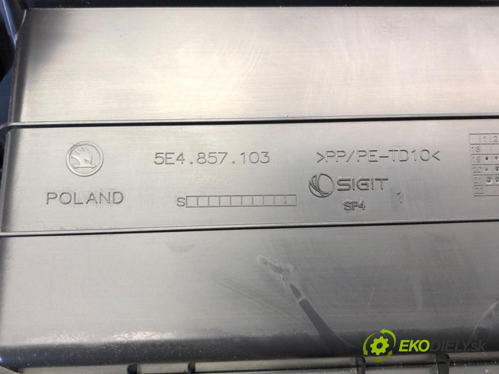 SKODA OCTAVIA IV (NX3, NN3) 2020 - 2022    1.5 TSI 110 kW [150 KM] benzyna 2020 - 2022  Priehradka, kastlík spolujazdca 5E4857103 (Priehradky, kastlíky)