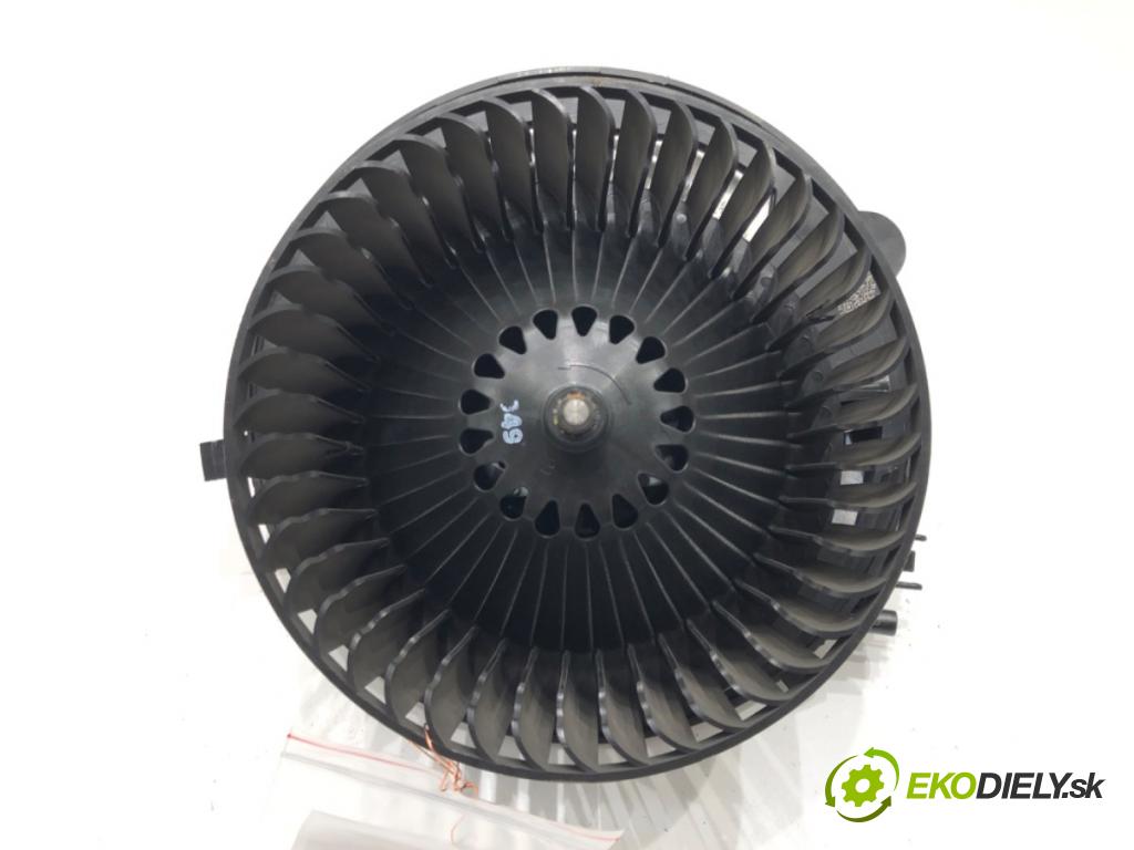 SKODA OCTAVIA IV (NX3, NN3) 2020 - 2022    1.5 TSI 110 kW [150 KM] benzyna 2020 - 2022  ventilátor kúrenia 5WB819015