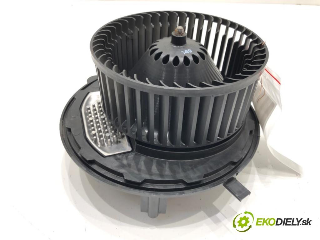 SKODA OCTAVIA IV (NX3, NN3) 2020 - 2022    1.5 TSI 110 kW [150 KM] benzyna 2020 - 2022  ventilátor kúrenia 5WB819015