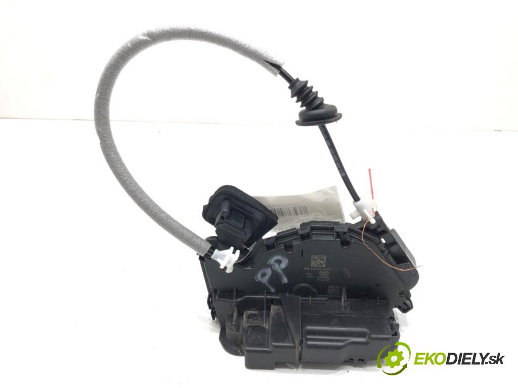 SKODA OCTAVIA IV (NX3, NN3) 2020 - 2022    1.5 TSI 110 kW [150 KM] benzyna 2020 - 2022  zámok dveře pravý přední část 5TB837016B