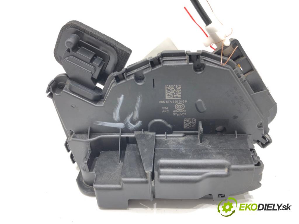 SKODA OCTAVIA IV (NX3, NN3) 2020 - 2022    1.5 TSI 110 kW [150 KM] benzyna 2020 - 2022  zámok dveře pravý zadní část 5TA839016K
