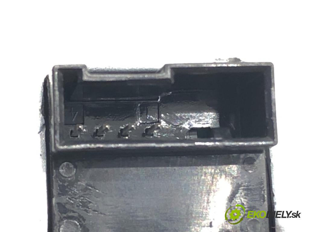 SKODA OCTAVIA IV (NX3, NN3) 2020 - 2022    1.5 TSI 110 kW [150 KM] benzyna 2020 - 2022  blokáda volantu 2Q0905861B (Ostatné)