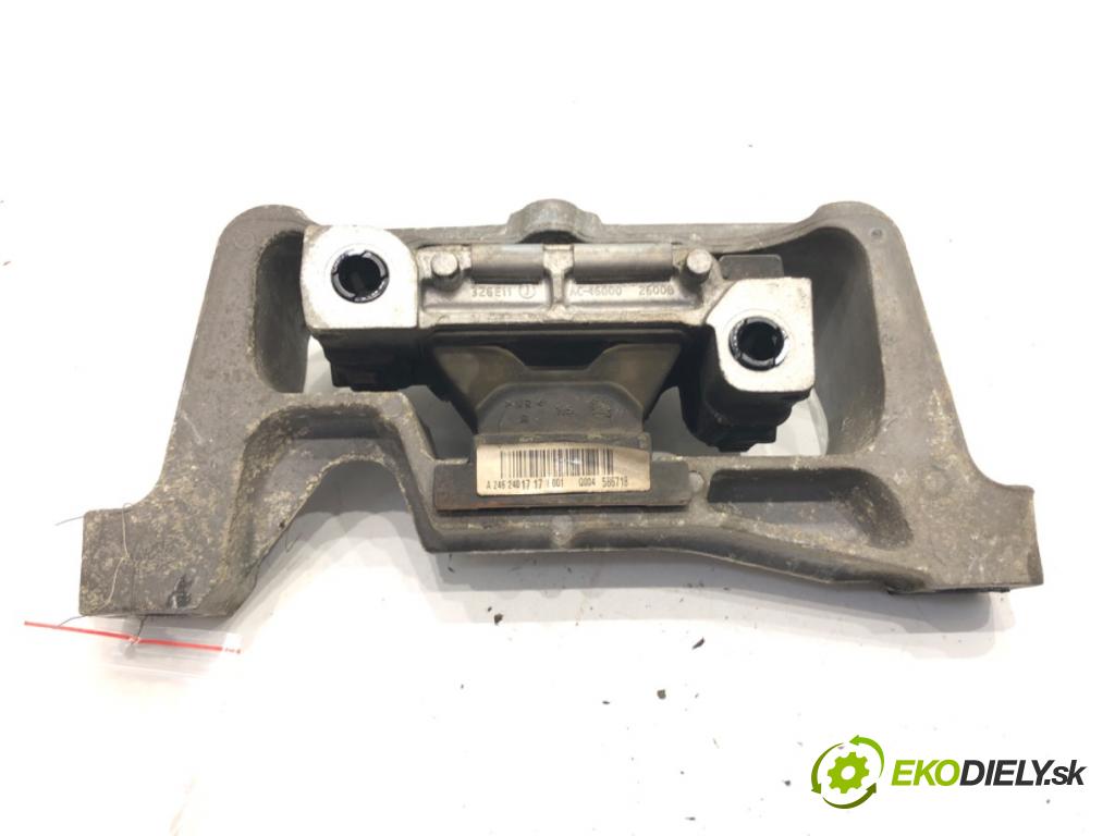 MERCEDES-BENZ KLASA B Sports Tourer (W246, W242) 2011 - 2018    B 180 (246.242) 90 kW [122 KM] benzyna 2011 - 2018  AirBag Motor A2462401717 (Držiaky motora)