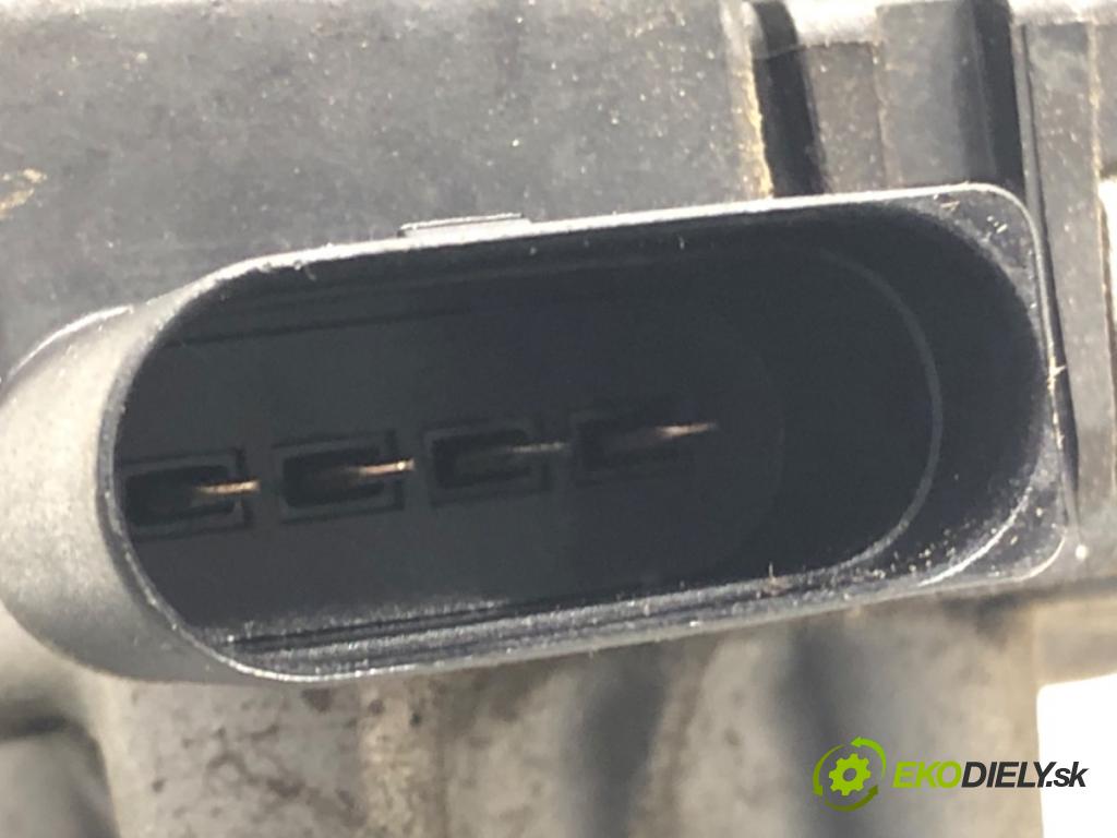 VW PASSAT B5.5 Variant (3B6) 2000 - 2005    1.9 TDI 96 kW [130 KM] olej napędowy 2000 - 2005  Mechanizmus stieračov predný 3B1955113C (Motorčeky stieračov predné)