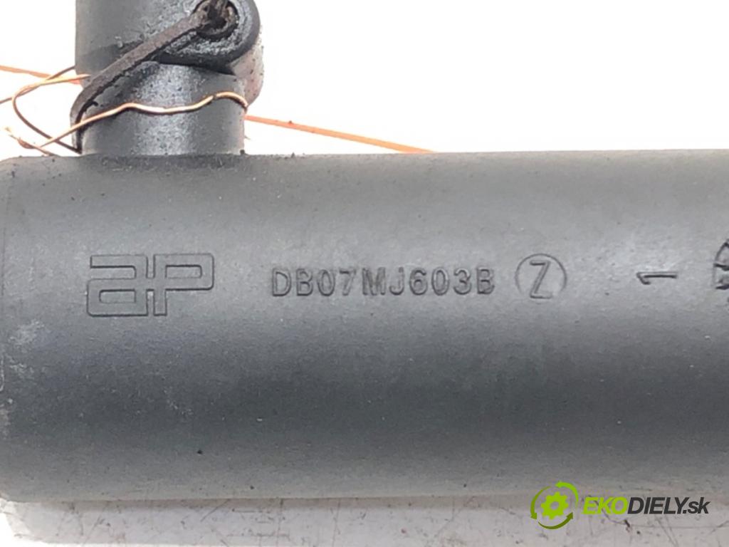 LAND ROVER FREELANDER I (L314) 1998 - 2006    1.8 i 16V 4x4 88 kW [120 KM] benzyna 1998 - 2000  Spojkový valec pumpa spojky DB07MJ603B (Valce a ložiská)