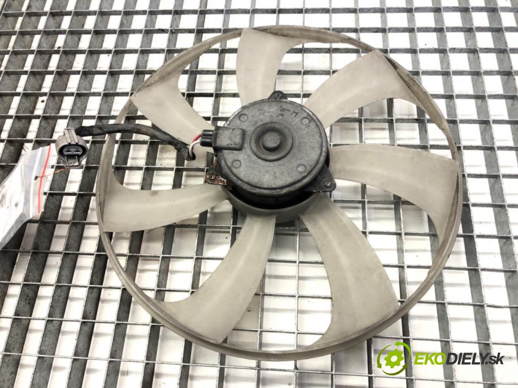 TOYOTA AURIS (_E15_) 2006 - 2012    1.4 D-4D (NDE150_) 66 kW [90 KM] olej napędowy 2007 - 2012  Ventilátor chladiča  (Ventilátory)